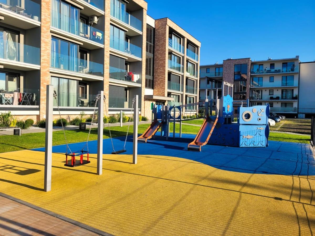 Apartament Perlowa Przystan Leilighet Kołobrzeg Eksteriør bilde